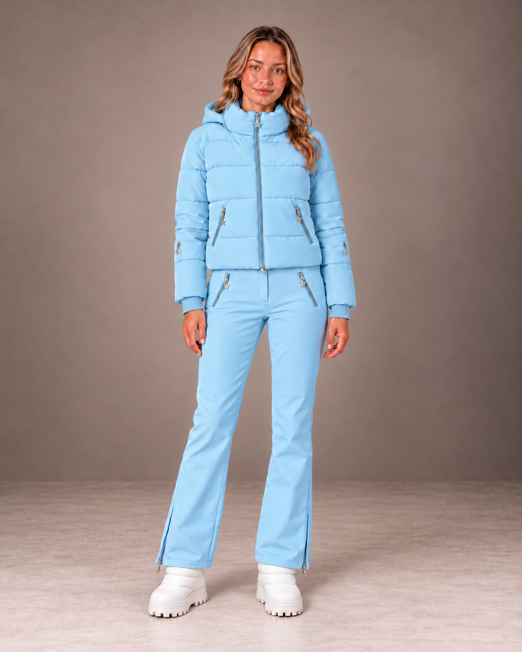 Women's Ski Jacket and Pants Set in Sky Blue – Cropped Puffer Ski Outfit