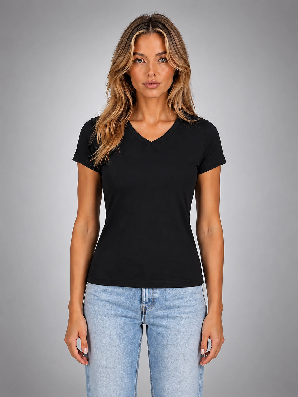 Women's V-Neck T-Shirt – Fitted Everyday Basic - Black