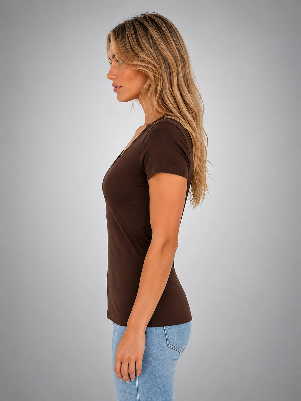 Women's V-Neck T-Shirt – Fitted Everyday Basic - Brown