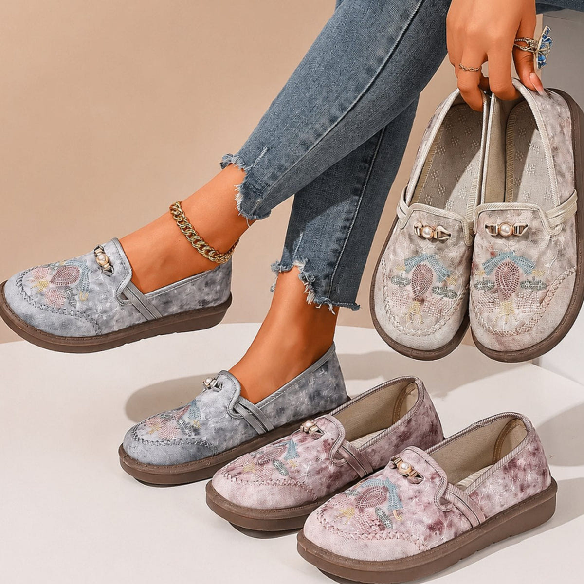 Women's Floral Embroidered Loafers – Pearl-Style Bow, alternative view