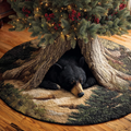 Quilted Christmas Tree Skirt – Forest Bear Print, Brown