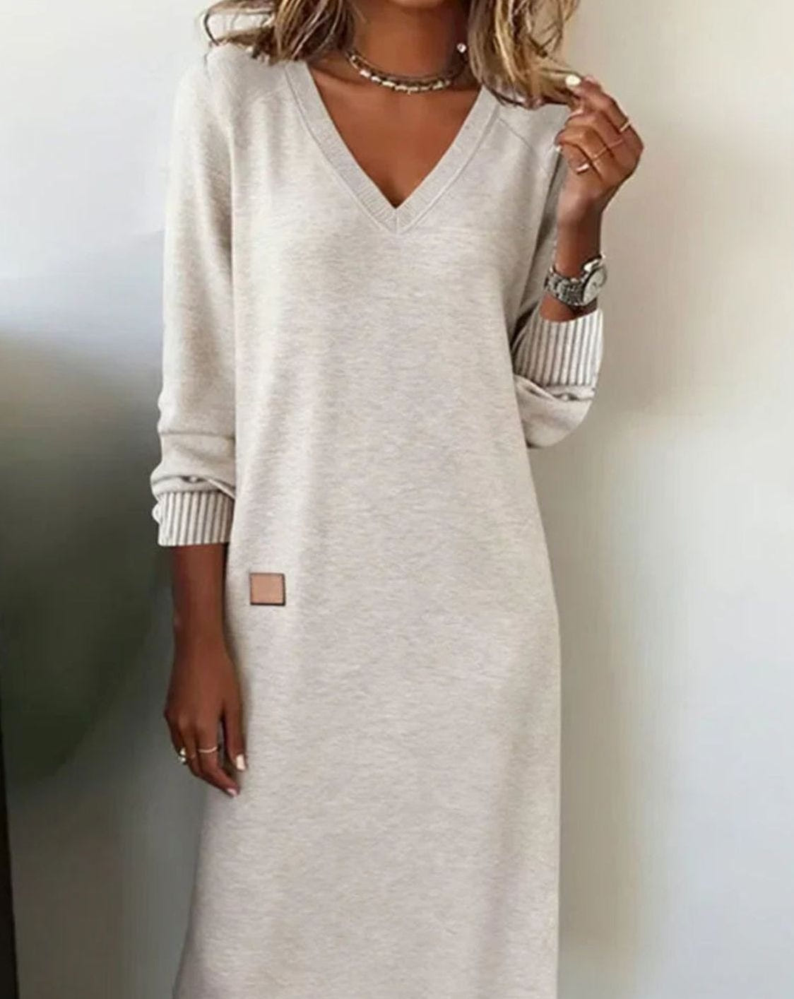 Women's V-Neck Knit Dress – Long Sleeves and Pockets in Gray