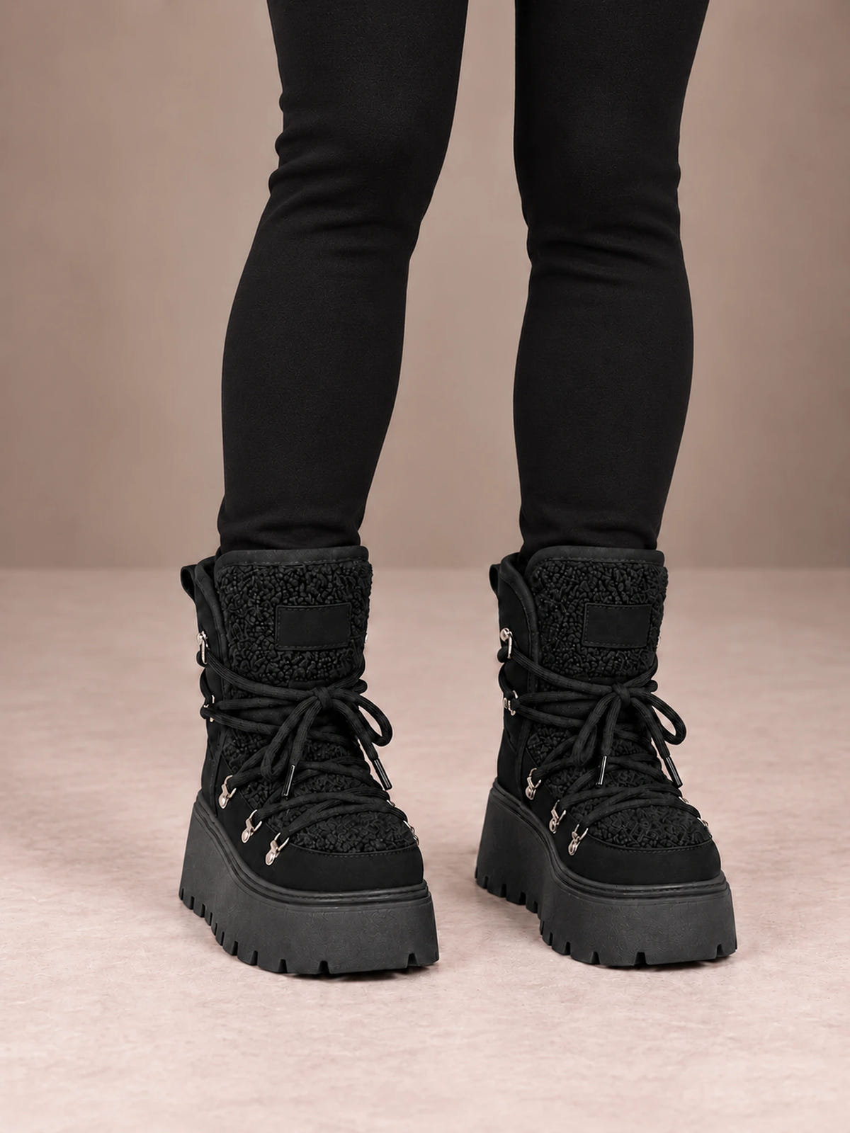 Women's Lace-Up Hiking Snow Boots – Chunky Platform Knit Collar in Black, front view