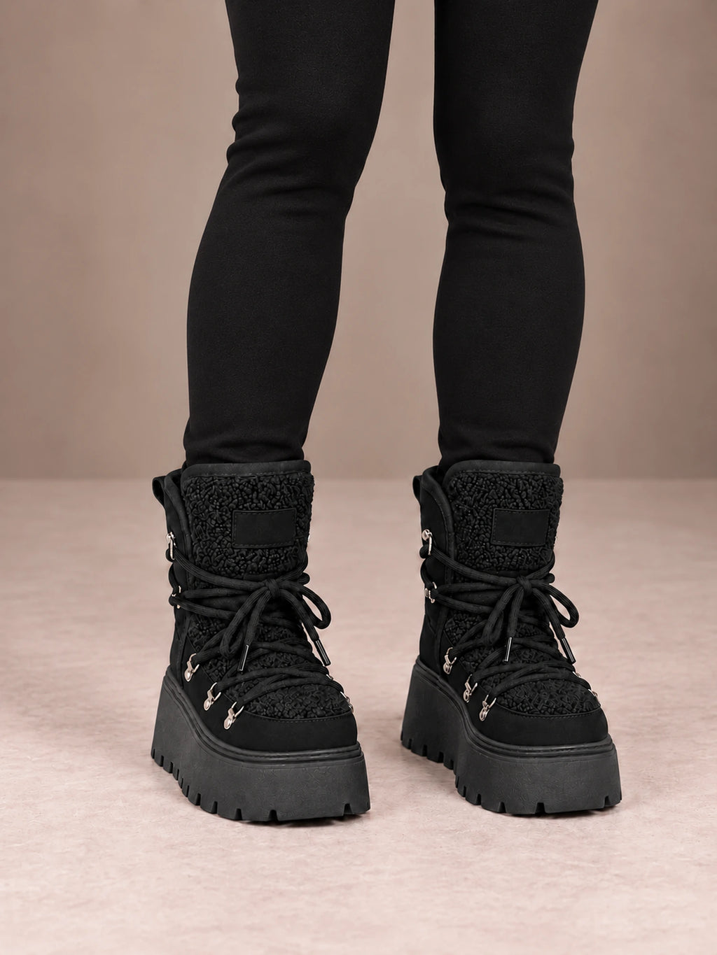 Women's Lace-Up Hiking Snow Boots – Chunky Platform Knit Collar in Black, front view